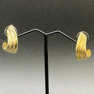 Vintage Gold Tone Swirl Clip-On Earrings